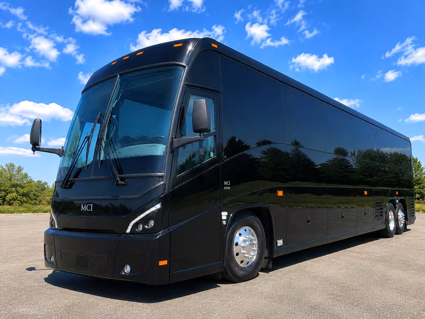 charter bus rentals for uah chargers games and campus events