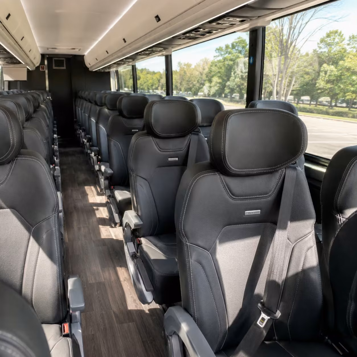comfortable charter buses from huntsville to atlanta for groups of any size