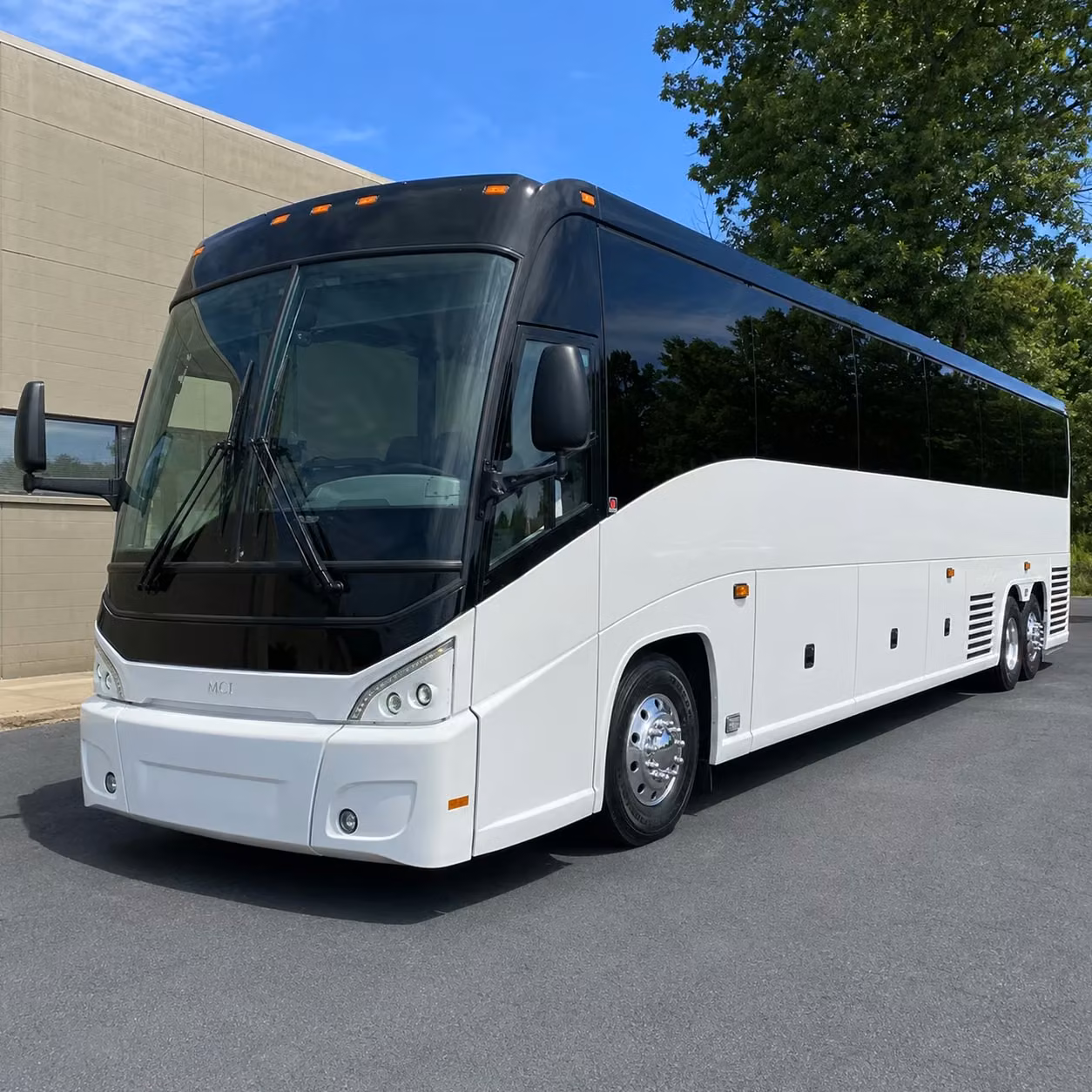 minibus rentals for huntsville small group and youth ministry trips